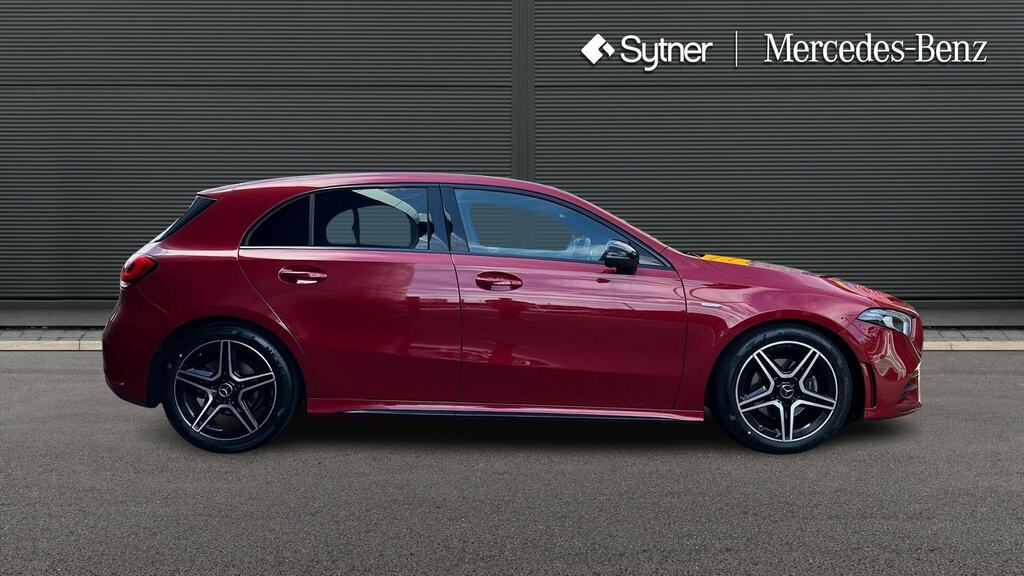 Mercedes-Benz A Class A180 Amg Line Executive Edition Red #4