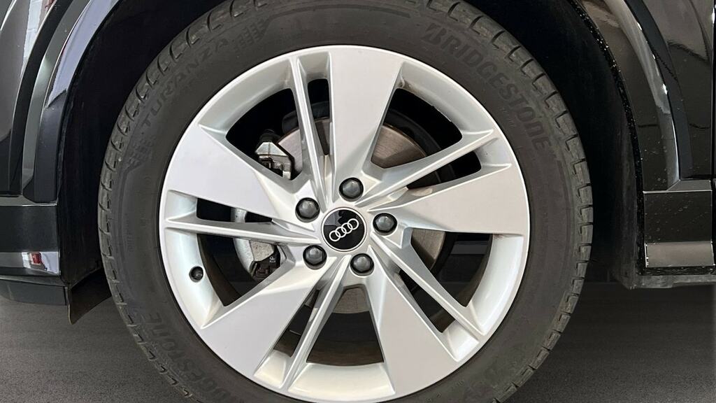 Audi Q2 30 Tfsi 116 S Line CX75UEY Black #5