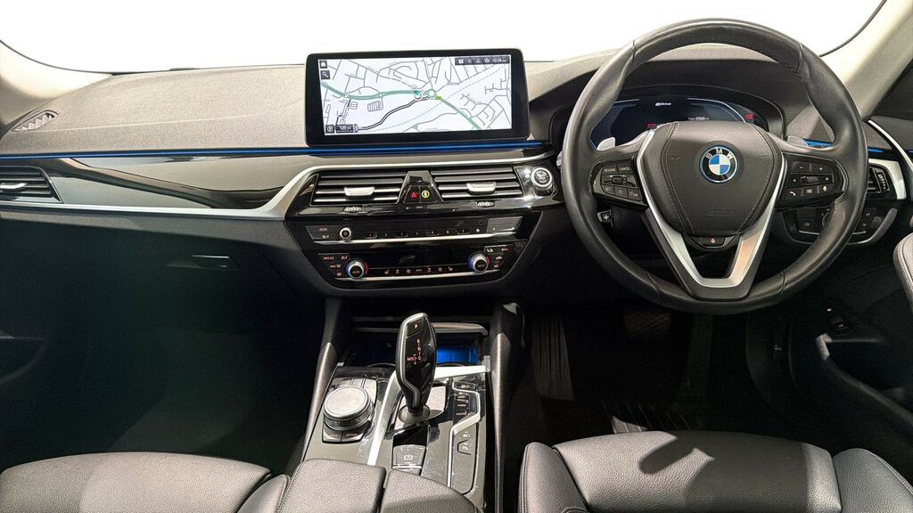BMW 5 Series 530E Se YD23AJJ Black #4