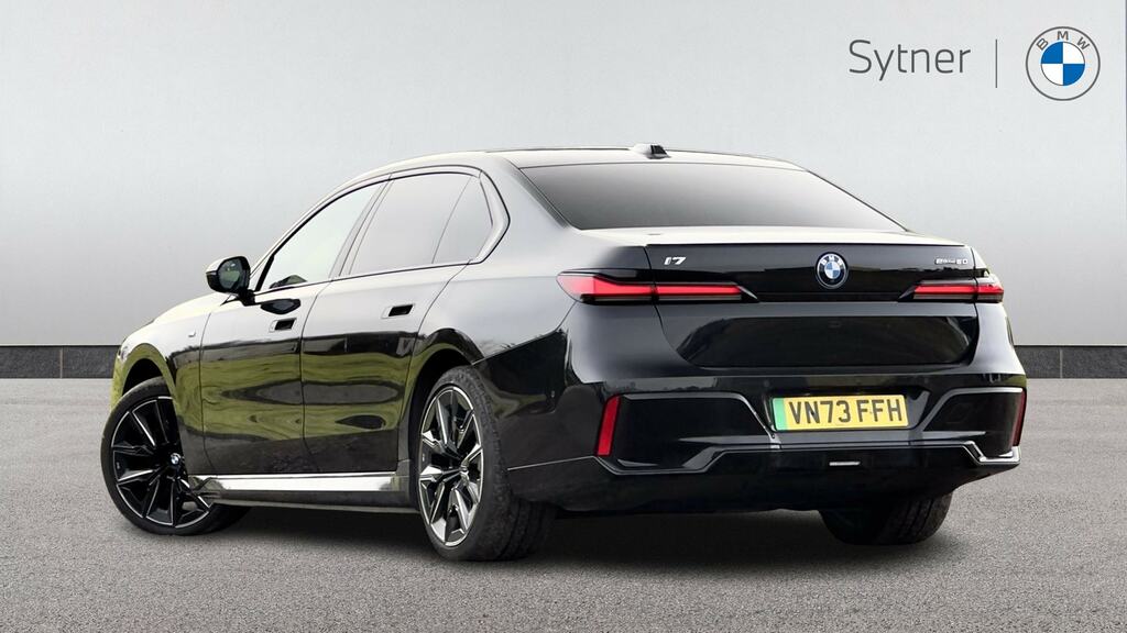 BMW i7 335Kw Edrive50 M Sport 105.7Kwh Black #2