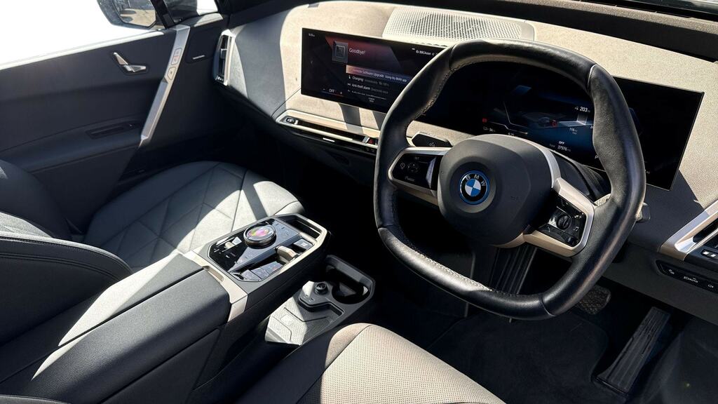 BMW iX 240Kw Xdrive40 M Sport Edition 76.6Kwh KN23ODE Black #6