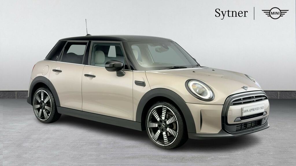 Mini Hatch 1.5 Cooper Exclusive Grey