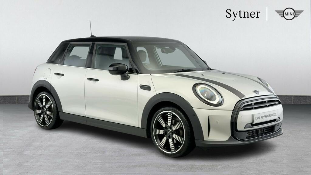 Mini Hatch 1.5 Cooper Exclusive Comfort Pack Silver