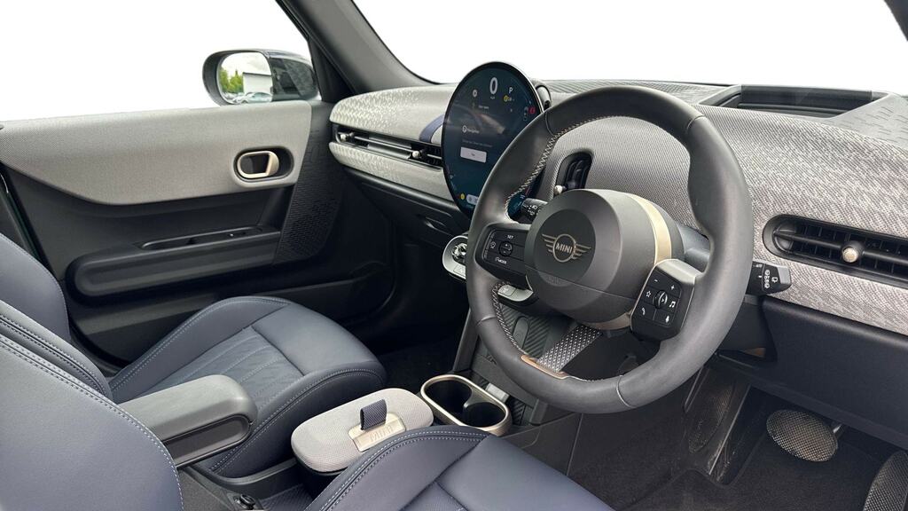Mini Hatch 1.5 C Exclusive Level 1 CA74LRX Green #6
