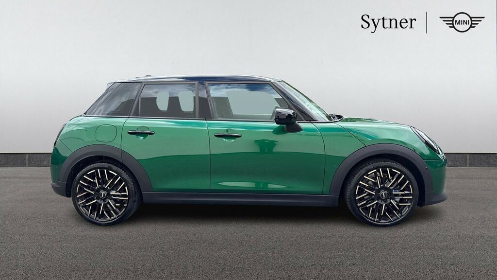 Mini Hatch 1.5 C Exclusive Level 1 CA74LRX Green #3