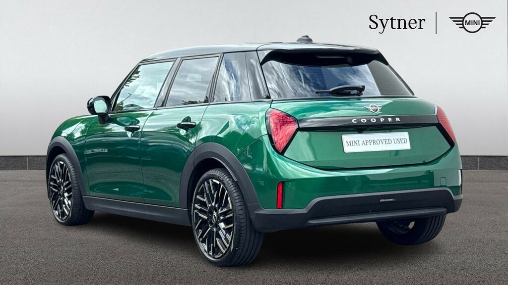 Mini Hatch 1.5 C Exclusive Level 1 CA74LRX Green #2