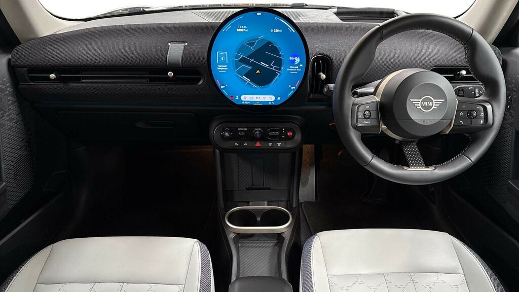 Mini Hatch 1.5 C Classic Level 1 RX74LCL Black #4
