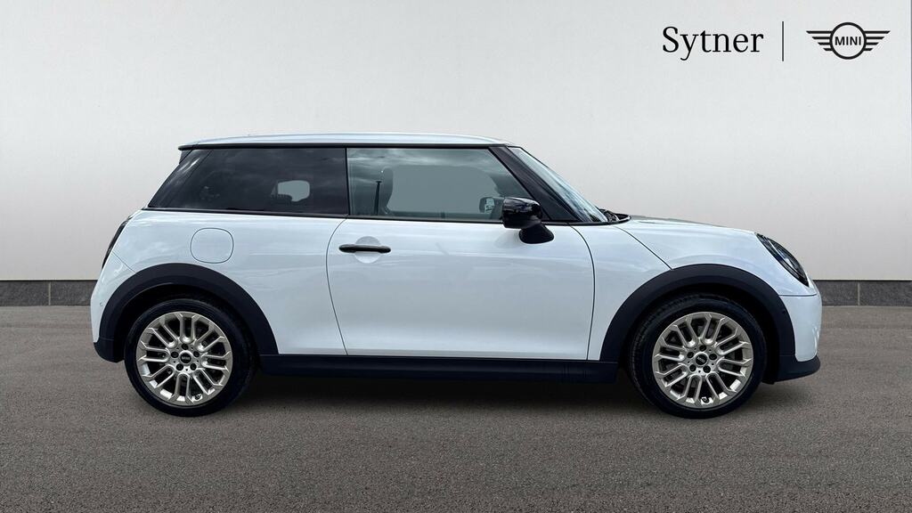 Mini Hatch 1.5 C Exclusive Level 2 YC74WMY White #3