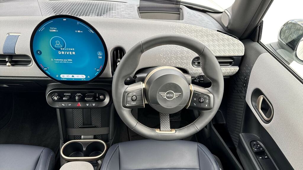 Mini Hatch 1.5 C Exclusive Level 2 YC74WMY White #5