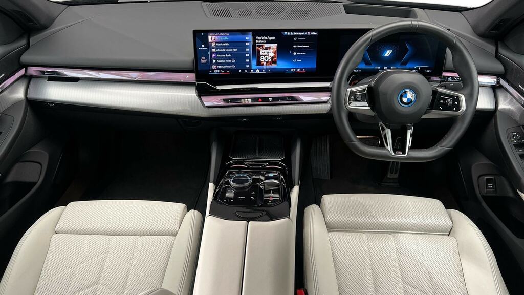 BMW i5 250Kw Edrive40 M Sport Pro 84Kwh Black #4