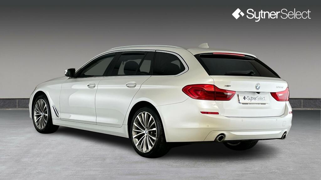 BMW 5 Series 520D Xdrive Se YK68ZBD White #2