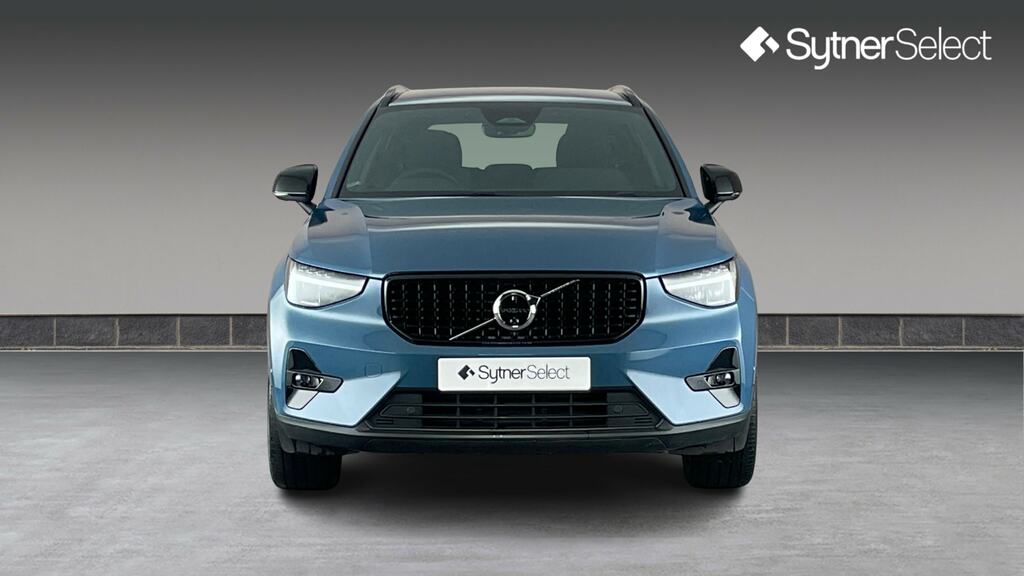 Volvo XC40 2.0 B3p Plus Dark BL23CUO Blue #4
