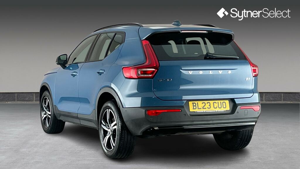 Volvo XC40 2.0 B3p Plus Dark BL23CUO Blue #2