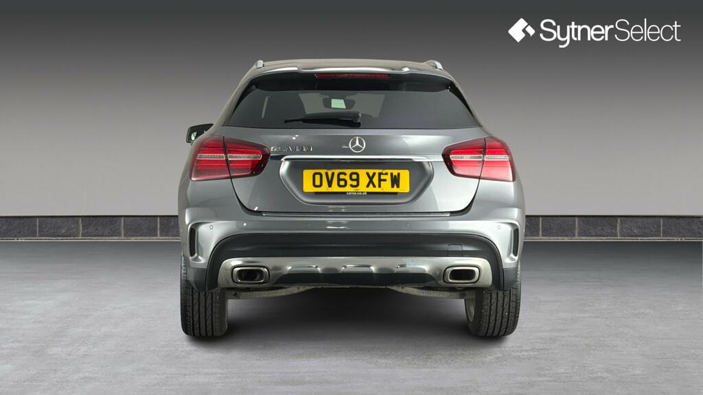 Mercedes-Benz GLA Class Gla 180 Amg Line Edition OV69XFW Grey #5
