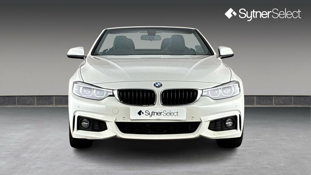 BMW 4 Series 420I M Sport Professional Media White #4