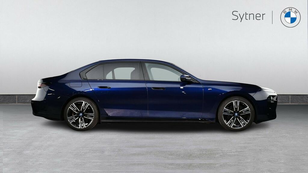 BMW i7 400Kw Xdrive60 M Sport 105.7Kwh Blue #3