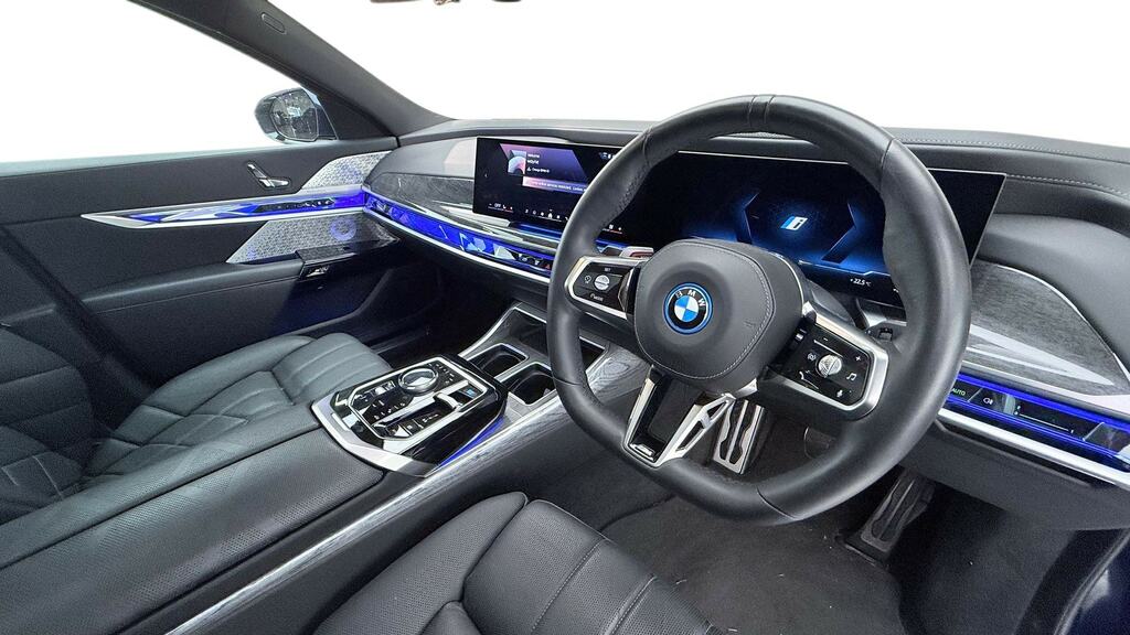 BMW i7 400Kw Xdrive60 M Sport 105.7Kwh Blue #6