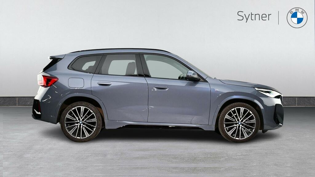 BMW X1 Sdrive 18D M Sport Step YP25ZKB Blue #3
