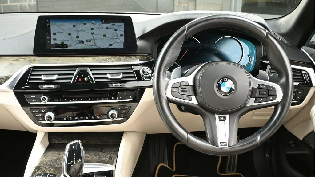 BMW 5 Series 540I Xdrive M Sport Tech Pack KS67HYR Black #5