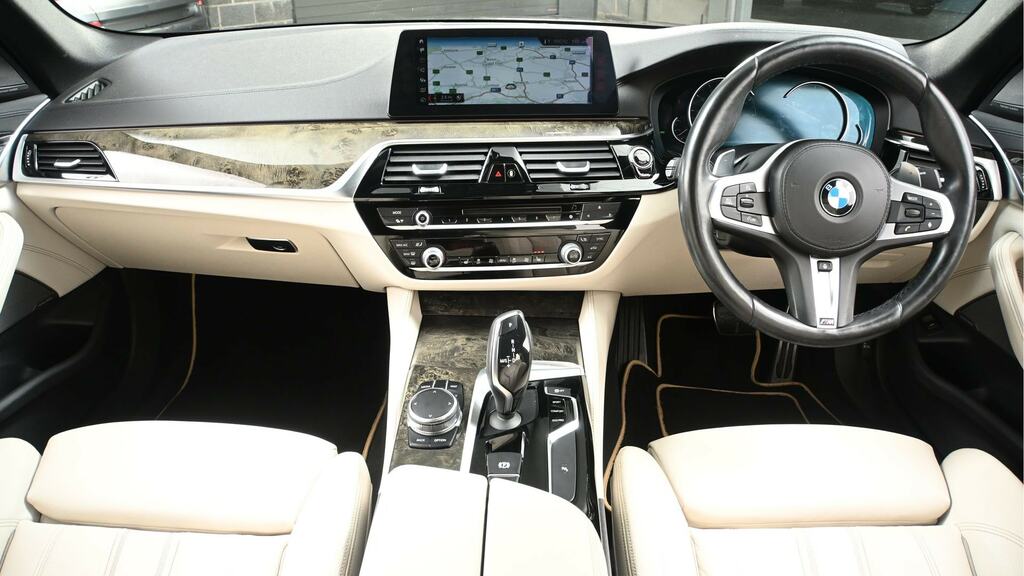 BMW 5 Series 540I Xdrive M Sport Tech Pack KS67HYR Black #4