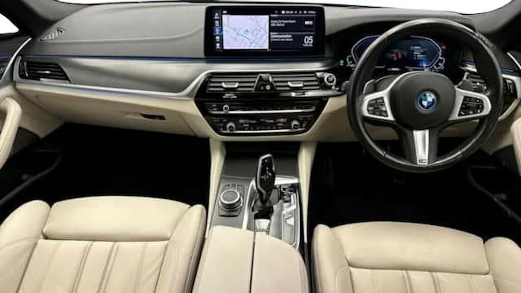 BMW 5 Series 530E Xdrive M Sport HT71UWU Blue #4