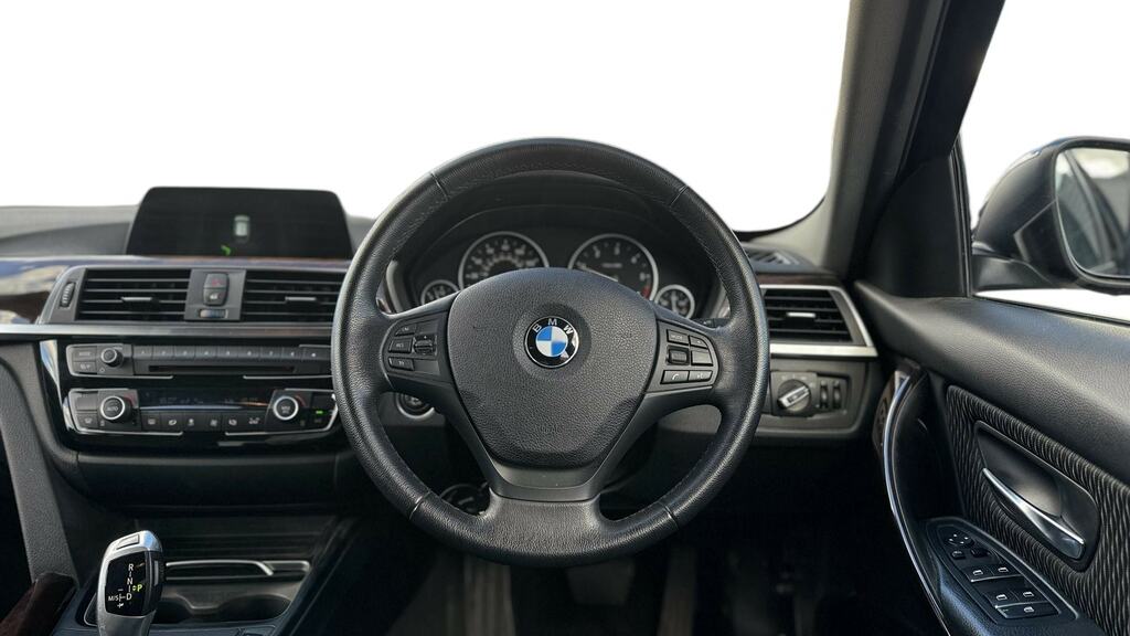 BMW 3 Series 320D Xdrive Se Step GD18KSY Blue #4