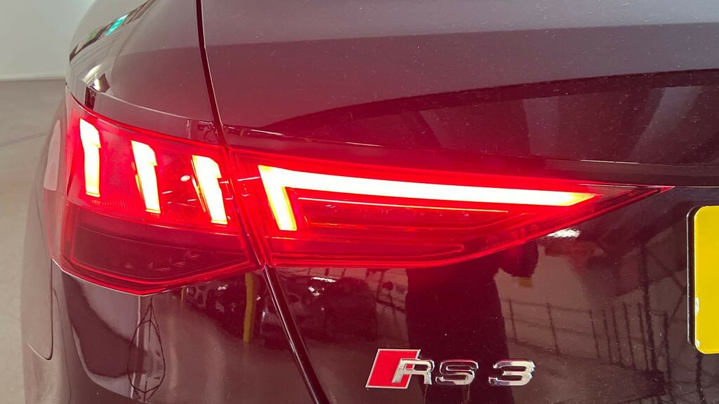 Audi RS3 2.5 Tfsi Carbon Black Sportback S Troni Black #23