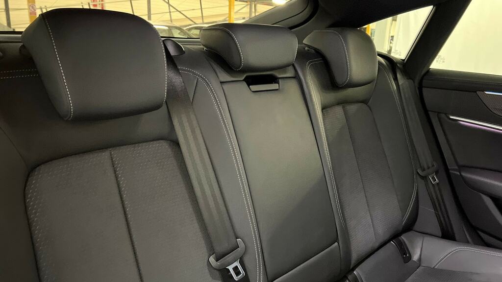 Audi A7 2.0 Tdi 40 Sport White #16