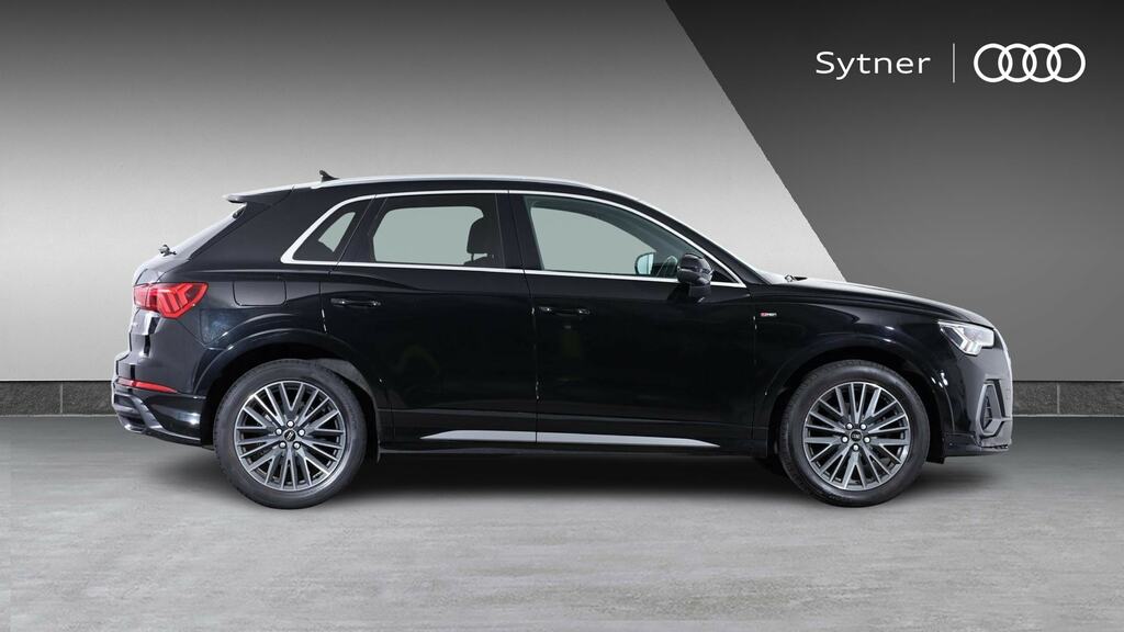 Audi Q3 35 Tfsi S Line S Tronic FG22YOX Black #3