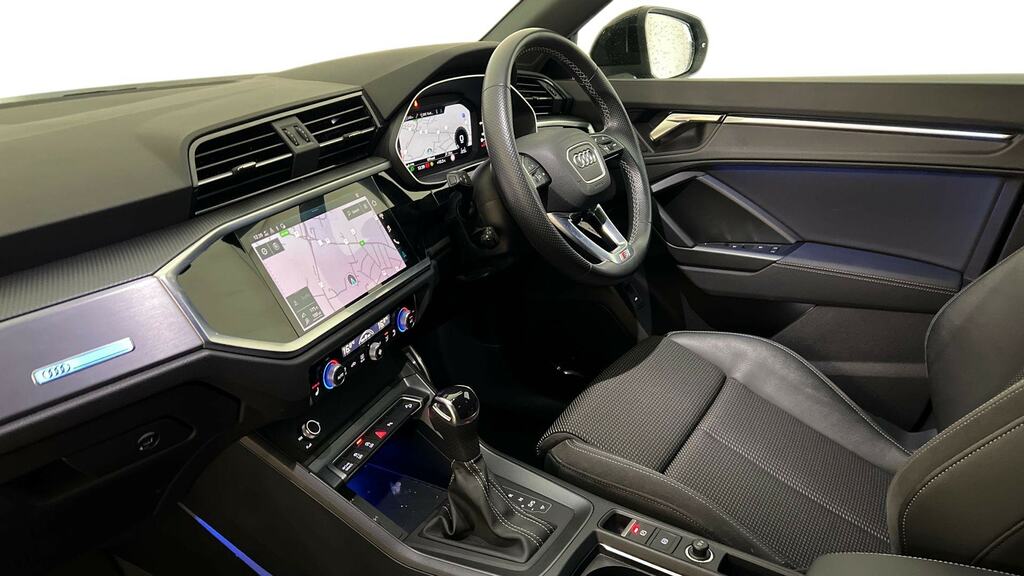 Audi Q3 35 Tfsi S Line S Tronic FG22YOX Black