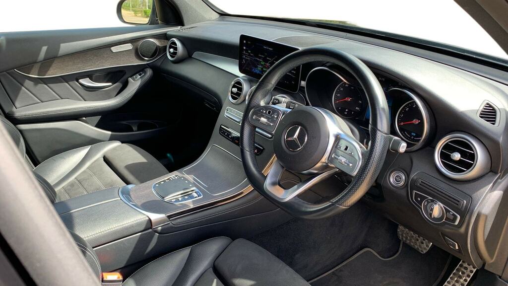 Mercedes-Benz GLC Class Glc 300 4Matic Amg Line 9G-tronic Black #3
