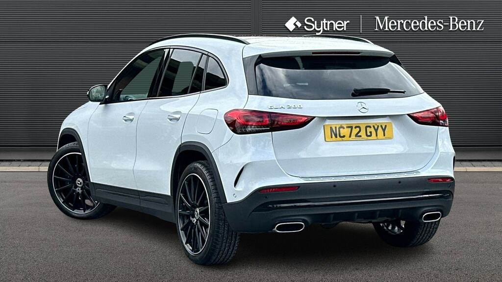Mercedes-Benz GLA Class Gla 200 Amg Line Premium Plus Night Ed NC72GYY White #2