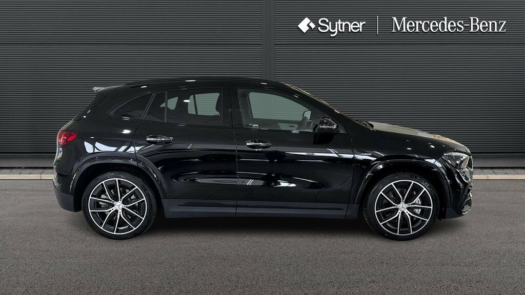 Mercedes-Benz GLA Class Gla 35 4Matic Premium Black #4