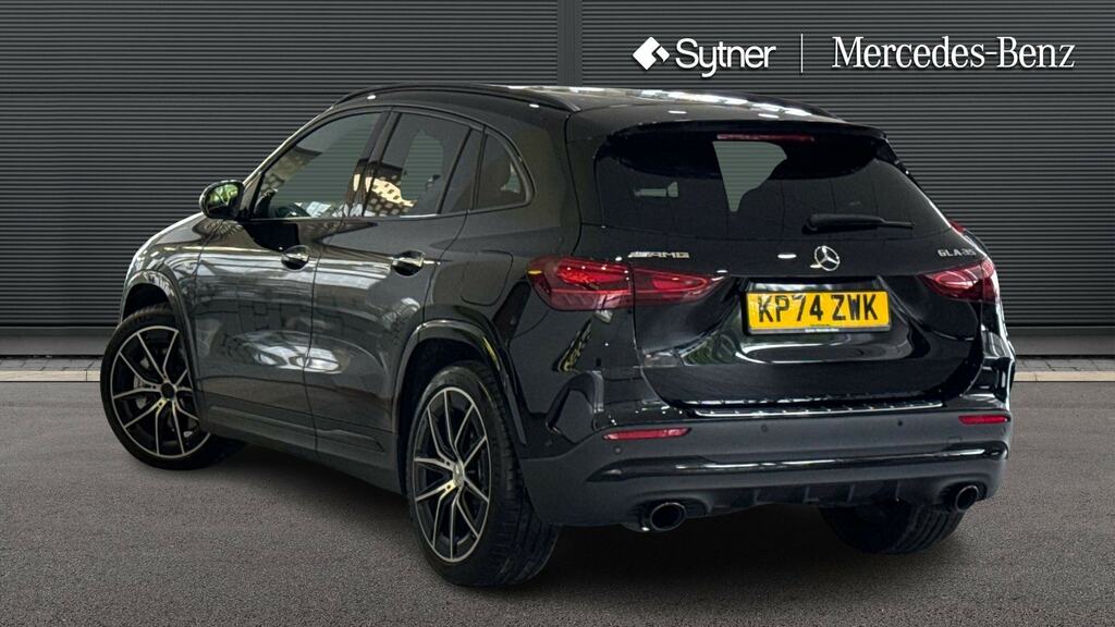 Mercedes-Benz GLA Class Gla 35 4Matic Premium Black #2