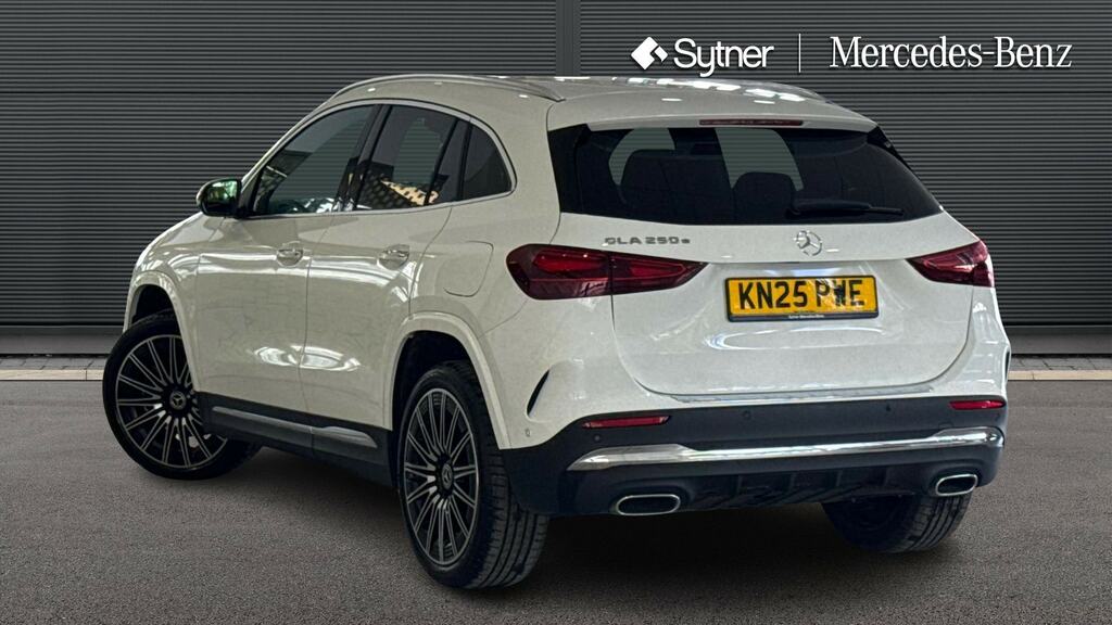 Mercedes-Benz GLA Class Gla 250E Amg Line Premium KN25PWE White #2