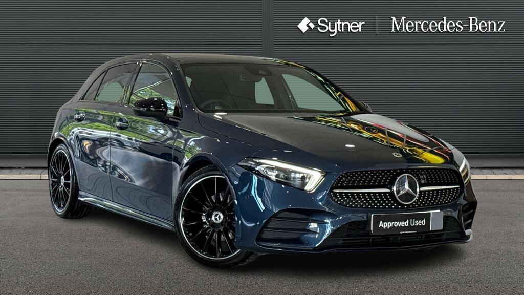 Mercedes-Benz A Class A180 Amg Line Premium Plus Night Edition Blue