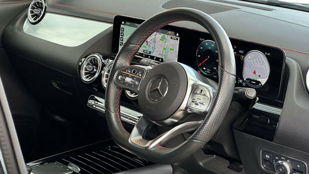 Mercedes-Benz EQA Eqa 300 4Matic 168Kw Amg Line 66.5Kwh YS71SCX Black #3
