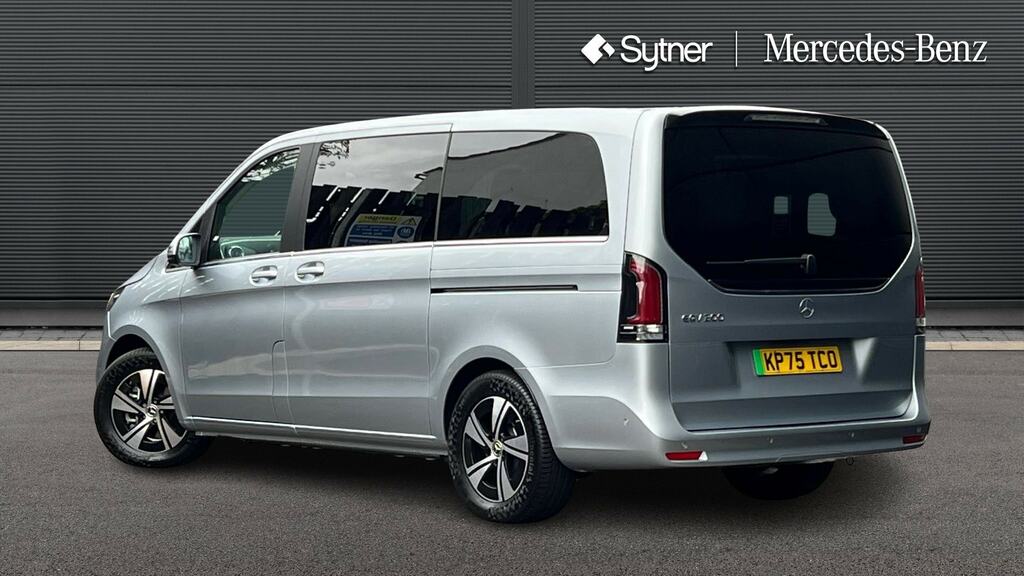 Mercedes-Benz EQV Eqv 300 150 Kw Executive Long 90 Kwh Silver #2