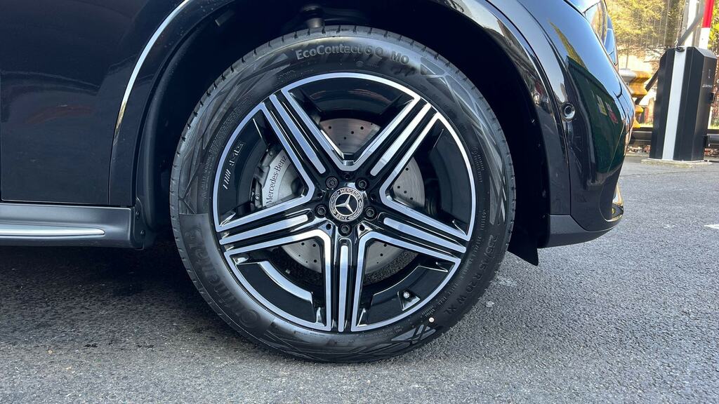 Mercedes-Benz GLC Class Glc 300 4Matic Amg Line Premium 9G-tronic KP25OPE Black #5