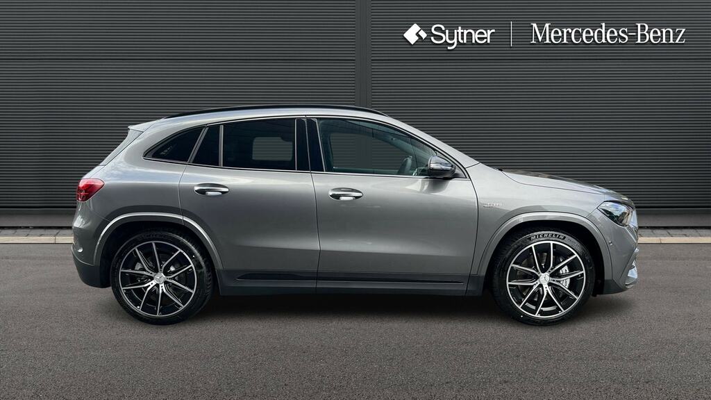 Mercedes-Benz GLA Class Gla 35 4Matic Premium Grey #4