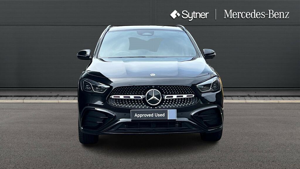 Mercedes-Benz GLA Class Gla 220D 4Matic Amg Line Premium Plus Black #6