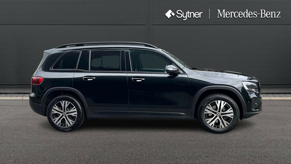 Mercedes-Benz GLB Class Glb 200 Sport Executive 7G-tronic Black #4