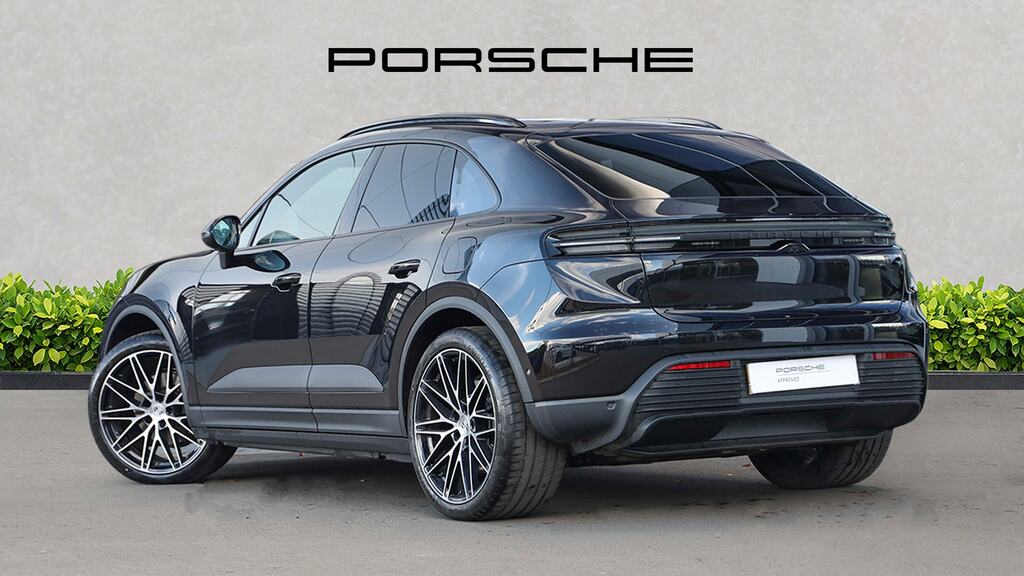 Porsche Macan 265Kw 100Kwh Black #2