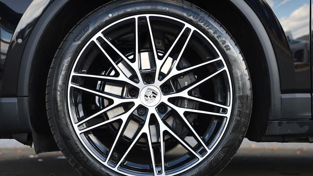 Porsche Macan 265Kw 100Kwh Black #4