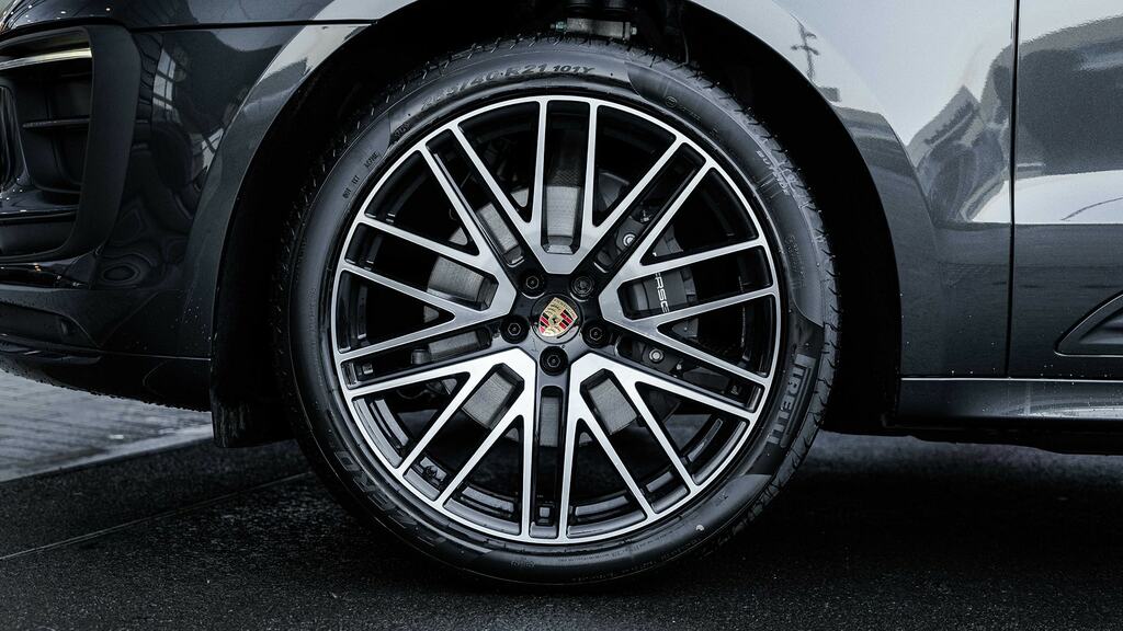 Porsche Macan 5dr Pdk SK26JGX Grey #4