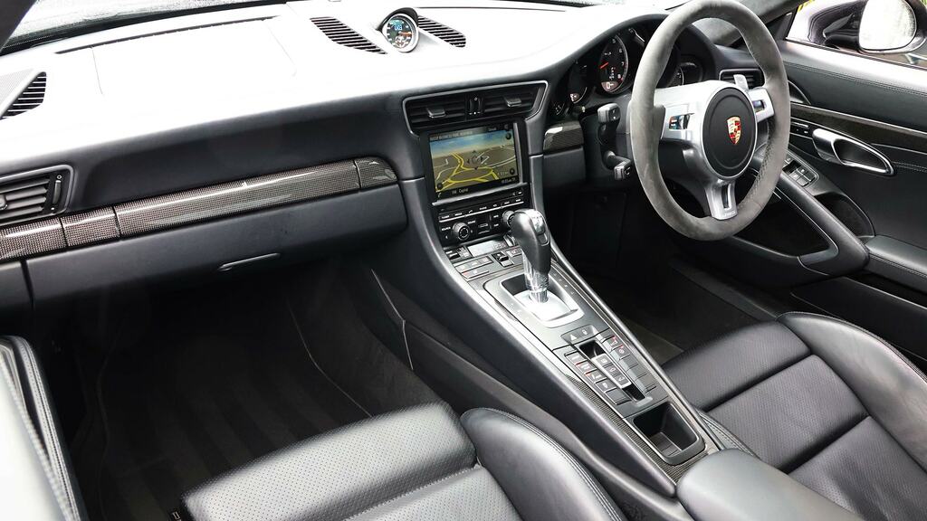 Porsche 911 Coupe Black #3