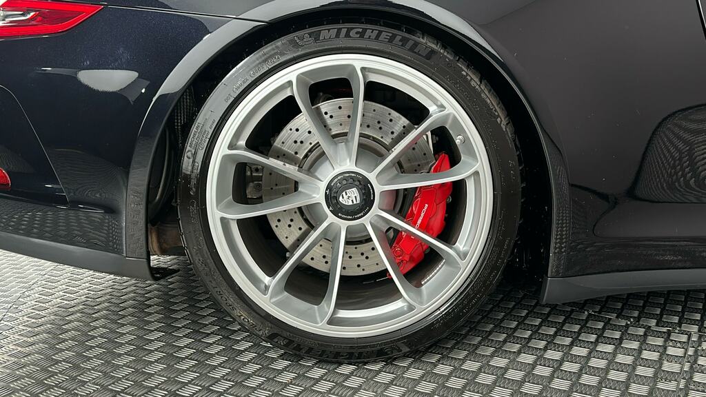 Porsche 911 Gt3 2dr Black #6