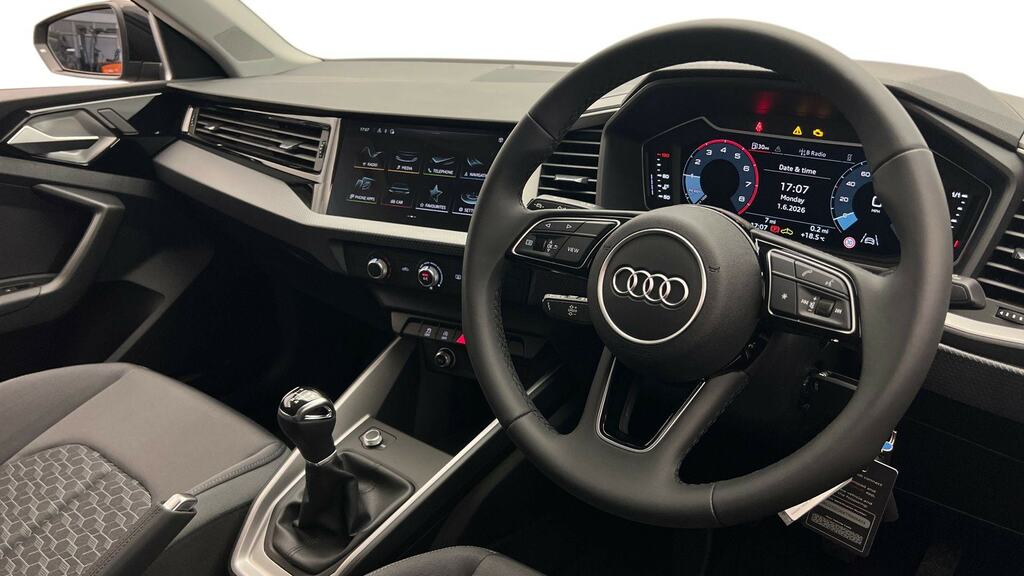 Audi A1 25 Tfsi Sport RK26CEN Black #6