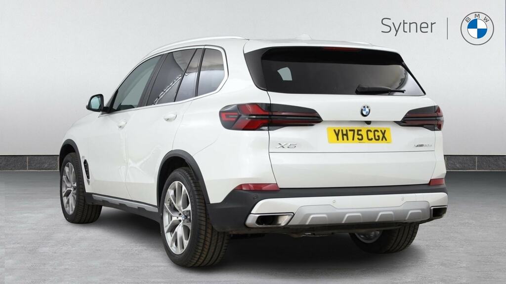 BMW X5 Xdrive30d Mht Xline White #2