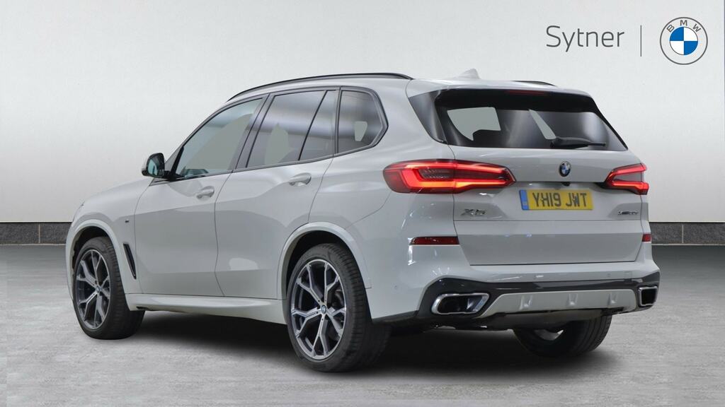 BMW X5 Xdrive30d M Sport Techplus Pack White #2